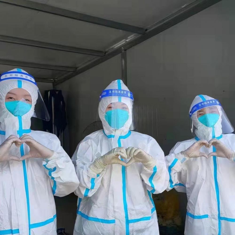 我院护理孔一冉支援菏泽高新区进行核酸检测